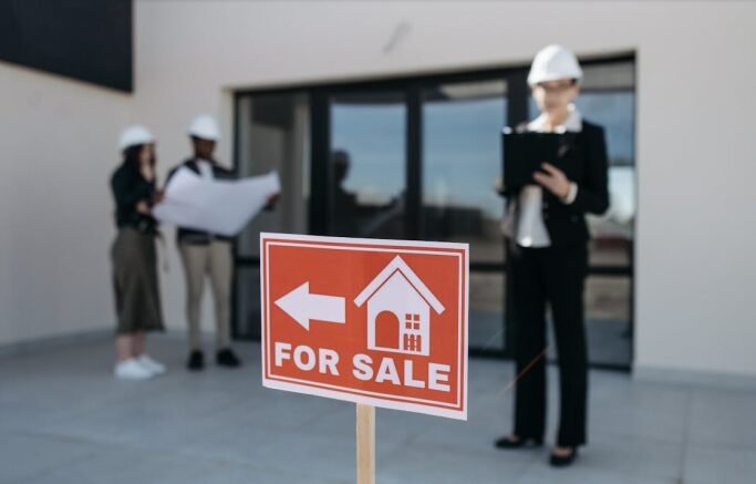 Legal Pitfalls to Avoid When Buying or Selling Commercial Property